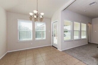 409 Roundrock Ln in Fort Worth, TX - Building Photo - Building Photo