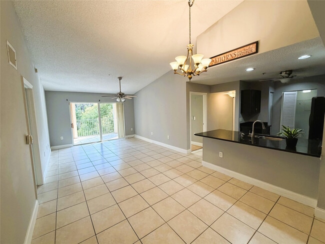 4820 N State Rd 7 in Coconut Creek, FL - Building Photo - Building Photo