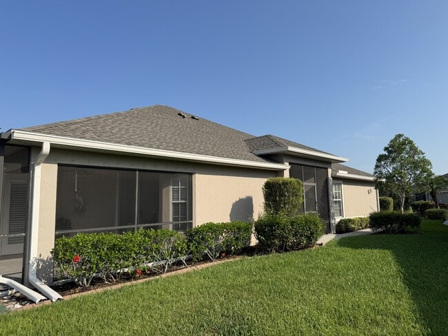 property at 3638 Lakewood Blvd