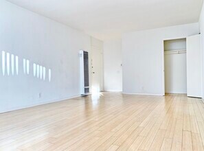 1851 Winona Blvd in Los Angeles, CA - Building Photo - Building Photo