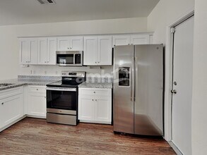 2030 S 87th St in Mesa, AZ - Foto de edificio - Building Photo