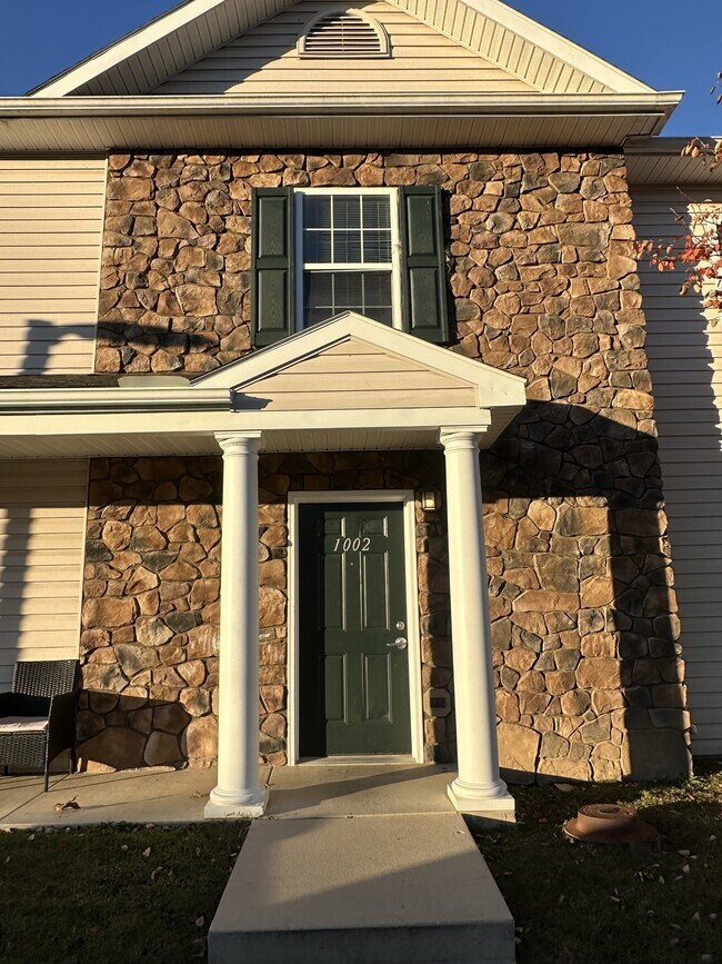 property at 1017 Hot Pt Cmns