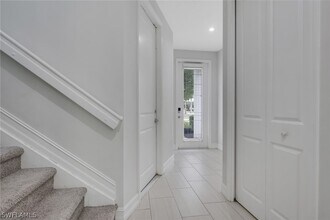 7501 Carnegie Way in Naples, FL - Building Photo - Building Photo