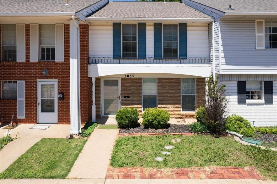 3039 W Wilshire Blvd in Oklahoma City, OK - Building Photo
