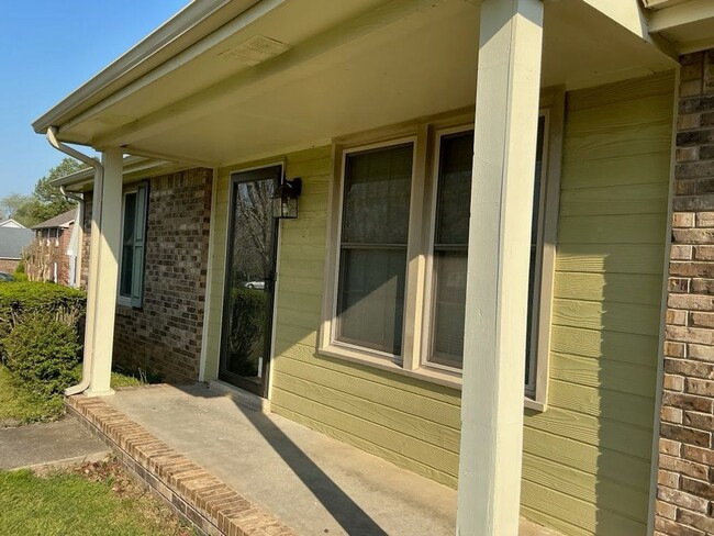 2157 Watertown Pl in Clarksville, TN - Building Photo - Building Photo