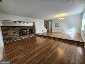 57 Goodwin Dr in North Brunswick, NJ - Building Photo - Building Photo