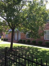 1023 W 38th St in Norfolk, VA - Foto de edificio - Interior Photo