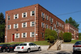 Norriswood Apartment in Norristown, PA - Foto de edificio - Building Photo