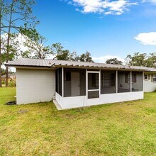 949 NW 7th St in Williston, FL - Building Photo - Building Photo