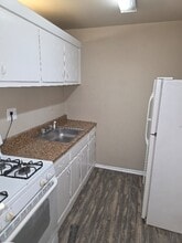 7521 Riverdale Rd in New Carrollton, MD - Building Photo - Building Photo