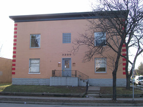 3200 Bloomington Ave in Minneapolis, MN - Building Photo - Building Photo