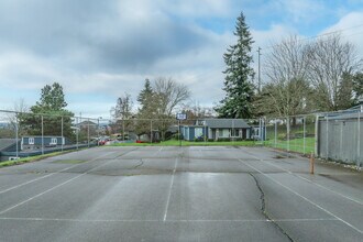 Parkwood Terrace in Bremerton, WA - Building Photo - Interior Photo