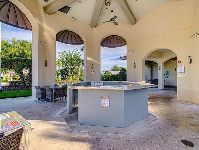 1003 Splash Shot Pl in Davenport, FL - Foto de edificio - Building Photo