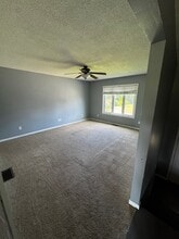 142 Skyline Dr in Oswego, NY - Building Photo - Building Photo