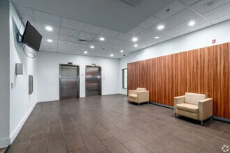 Paseo Verde South in Philadelphia, PA - Foto de edificio - Building Photo