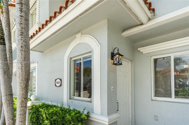 11647 NE 18th Dr in North Miami, FL - Building Photo - Building Photo