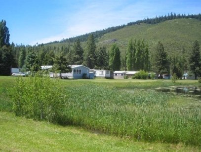 Round Lake Resort in Klamath Falls, OR - Foto de edificio - Building Photo