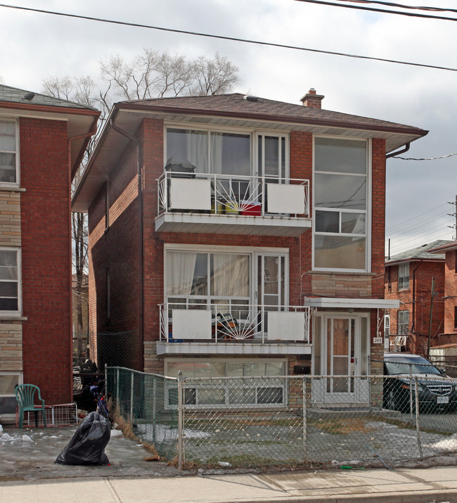 245 Melrose St in Toronto, ON - Building Photo - Primary Photo