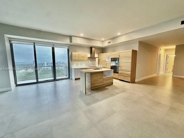 16385 Biscayne Blvd, Unit PH8 in Sunny Isles Beach, FL - Foto de edificio - Building Photo