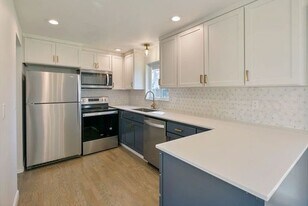 20804 3rd Ave W in Lynnwood, WA - Building Photo