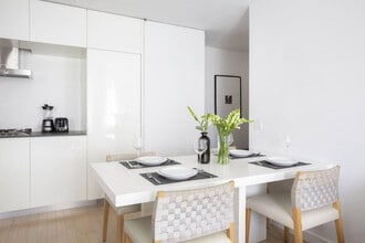 70 W 45th St in New York, NY - Building Photo - Building Photo