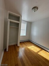 193 Armstrong Ave in Jersey City, NJ - Building Photo - Building Photo