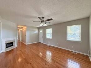 103 Cedar Tree Ln in Rossville, GA - Building Photo - Building Photo