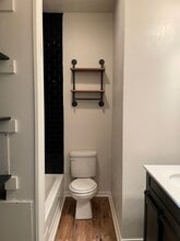 672 Middle Ave, Unit B in Wilmerding, PA - Building Photo - Building Photo