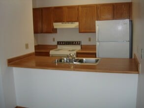 1941 Marthas Vineyard Cir in Anchorage, AK - Building Photo - Building Photo