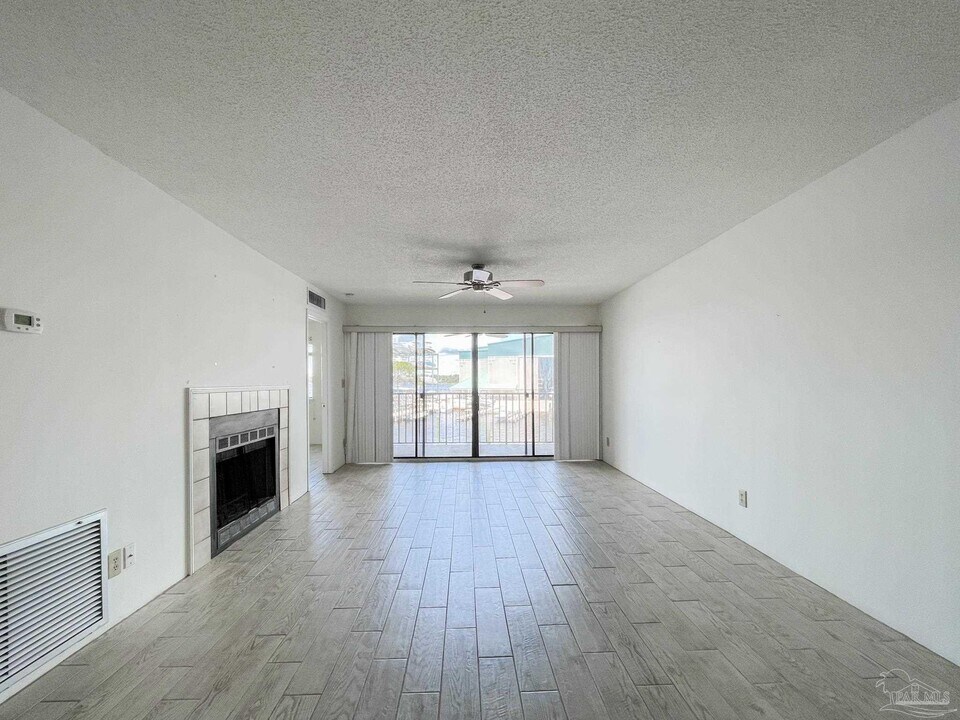14100 River Rd in Pensacola, FL - Building Photo