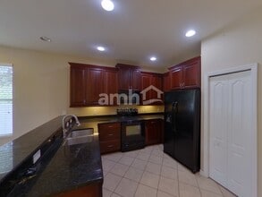 1307 Gentilly Ln in Wesley Chapel, FL - Building Photo - Building Photo