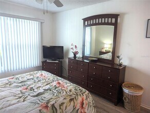 5377 Crestlake Blvd in Sarasota, FL - Building Photo - Building Photo