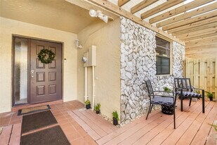 7920 NW 11th Ct in Plantation, FL - Building Photo