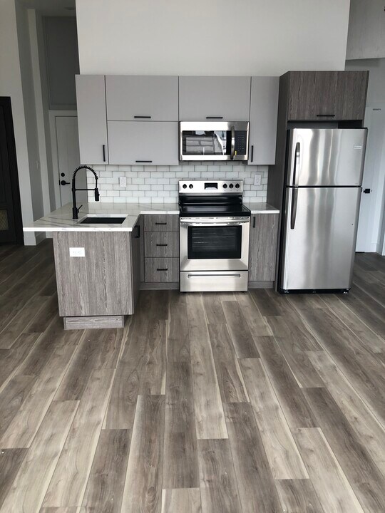 2630 E Auburn St Photo