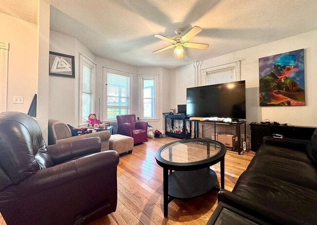 30 Lincoln Rd in Newton, MA - Building Photo - Building Photo