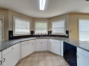 724 Johnson Ct in Stockbridge, GA - Building Photo - Building Photo