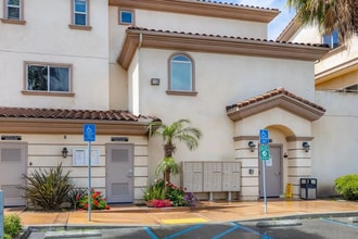 17168 Newhope St in Fountain Valley, CA - Building Photo - Building Photo