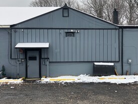 6023 Olson Rd in Brooklyn Park, MD - Building Photo