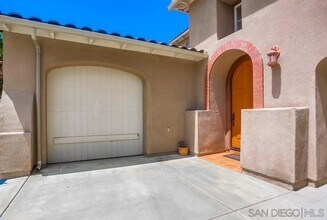6452 Paseo Cerro in Carlsbad, CA - Building Photo - Building Photo