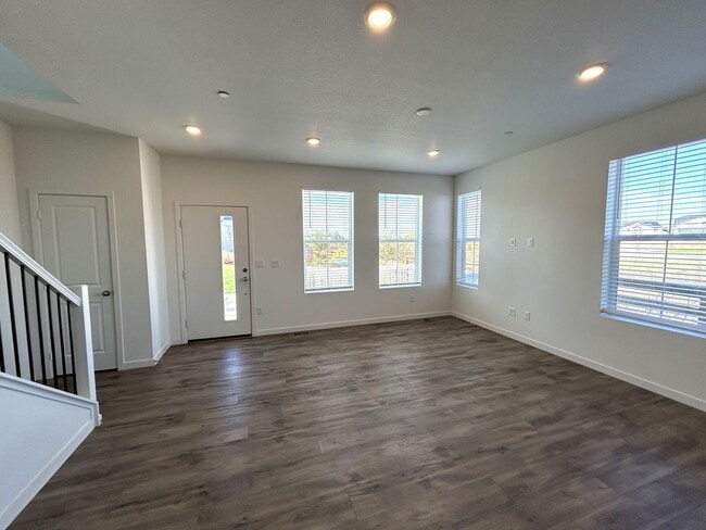 5498 Euclid Dr in Timnath, CO - Building Photo - Building Photo