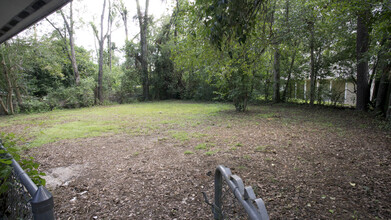 2209 Berkshire Dr in Tallahassee, FL - Building Photo - Building Photo