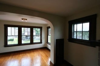 42 S Fremont Ave, Unit 42 in Pittsburgh, PA - Foto de edificio - Building Photo