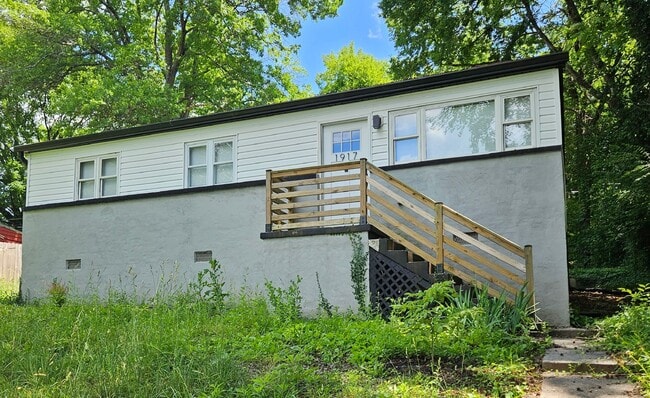 property at 1917 Granville Terrace
