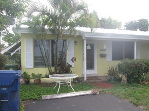 2031 NE 15th Ave in Wilton Manors, FL - Building Photo - Building Photo