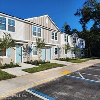 8409 Zenith Cir in Jacksonville, FL - Building Photo