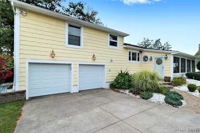 property at 1509 Park Ave