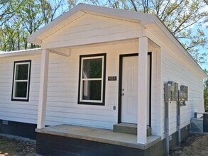 209 Ryan Dr, Unit A in Lawrenceburg, TN - Building Photo - Building Photo