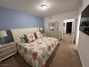13110 Bella Casa Cir in Ft. Myers, FL - Building Photo - Building Photo