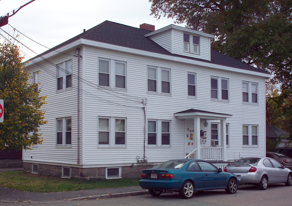 32 Beacon St in Quincy, MA - Building Photo