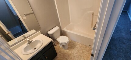 2508 Jacobs Creek Run in Fort Wayne, IN - Building Photo - Building Photo